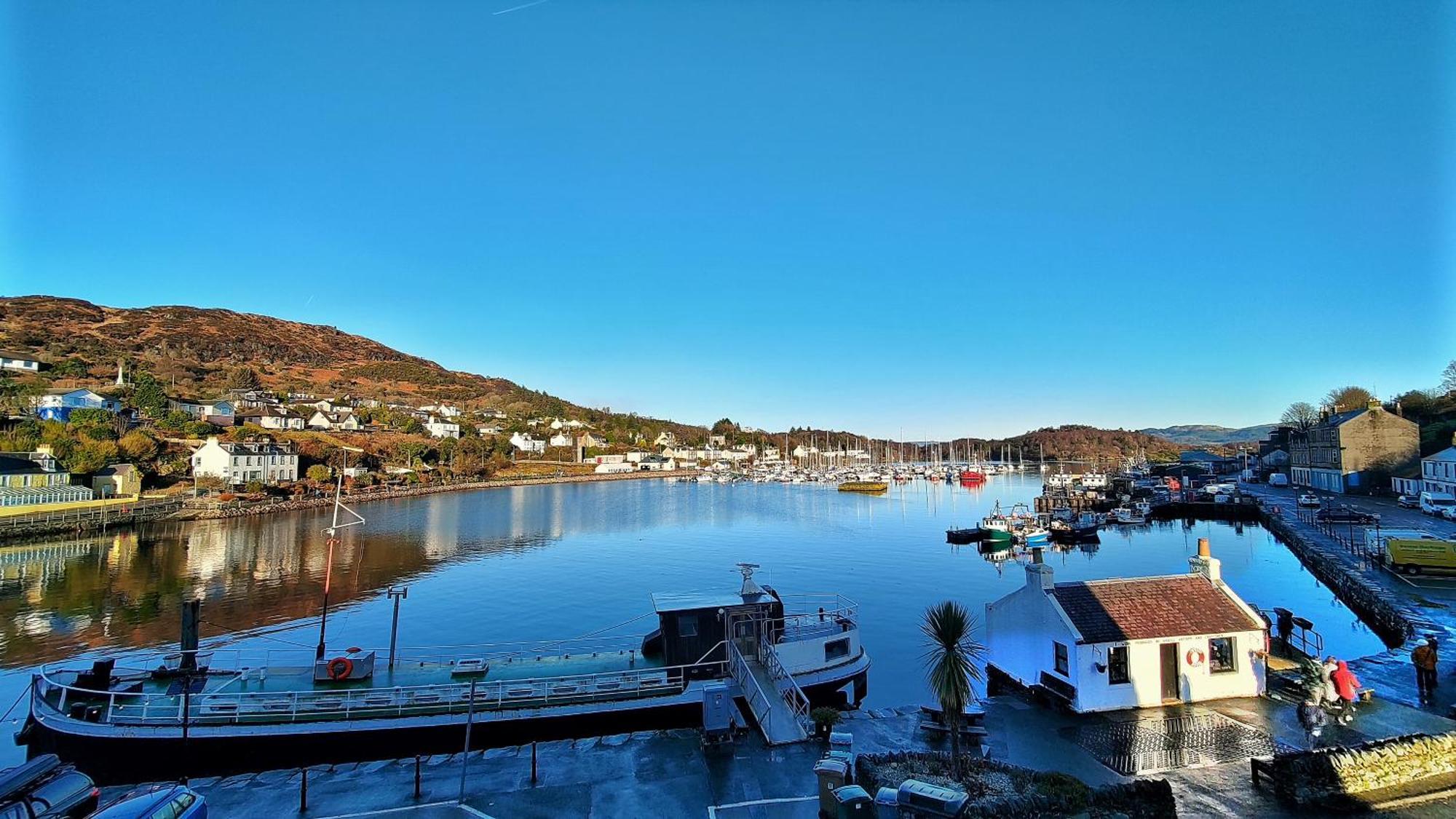 Anchor Hotel And Seabed Restaurant Tarbert  Exterior photo